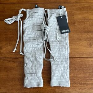 Darker wavs gloves